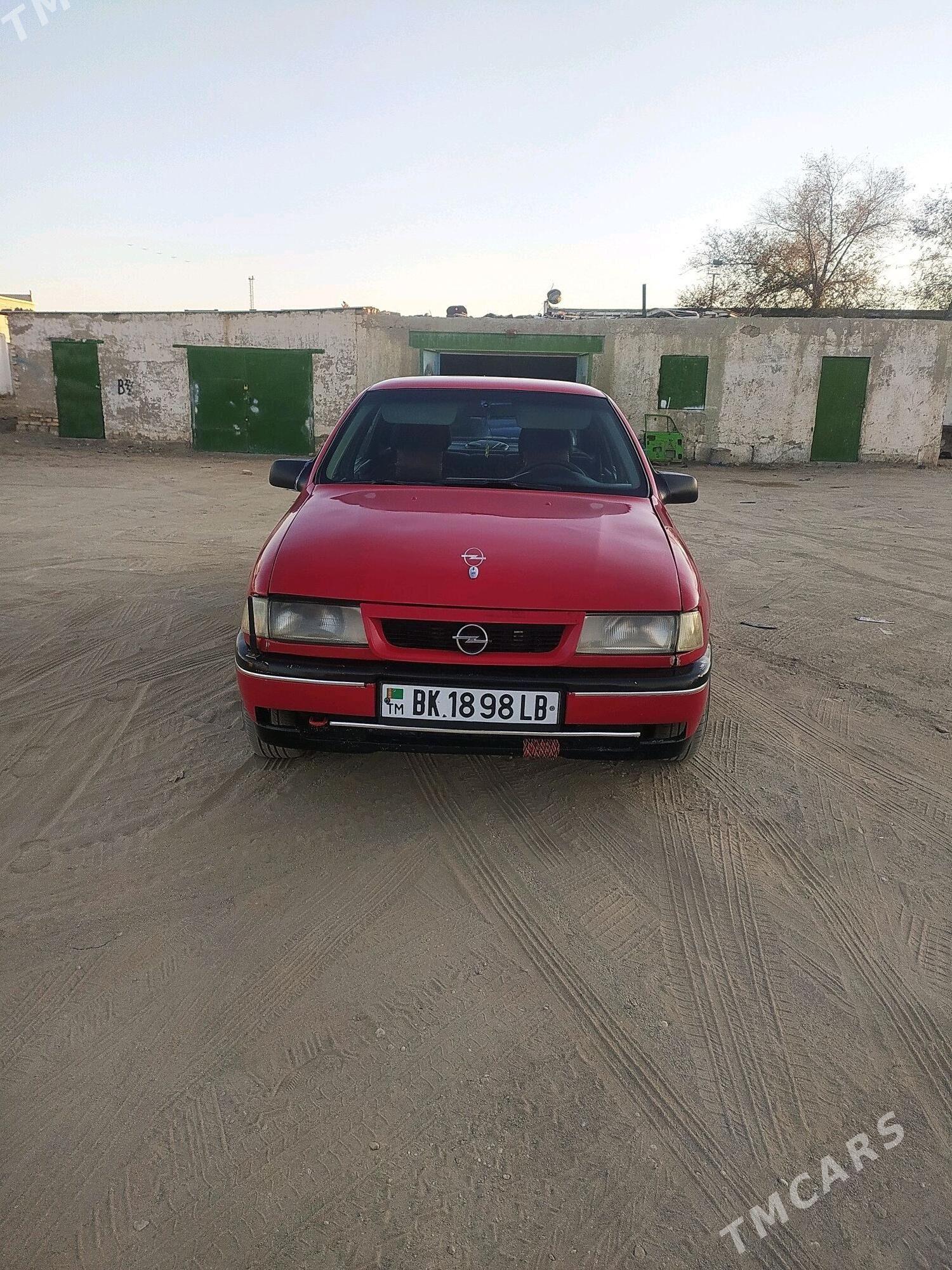 Opel Vectra 1990 - 27 000 TMT - Gazojak - img 1
