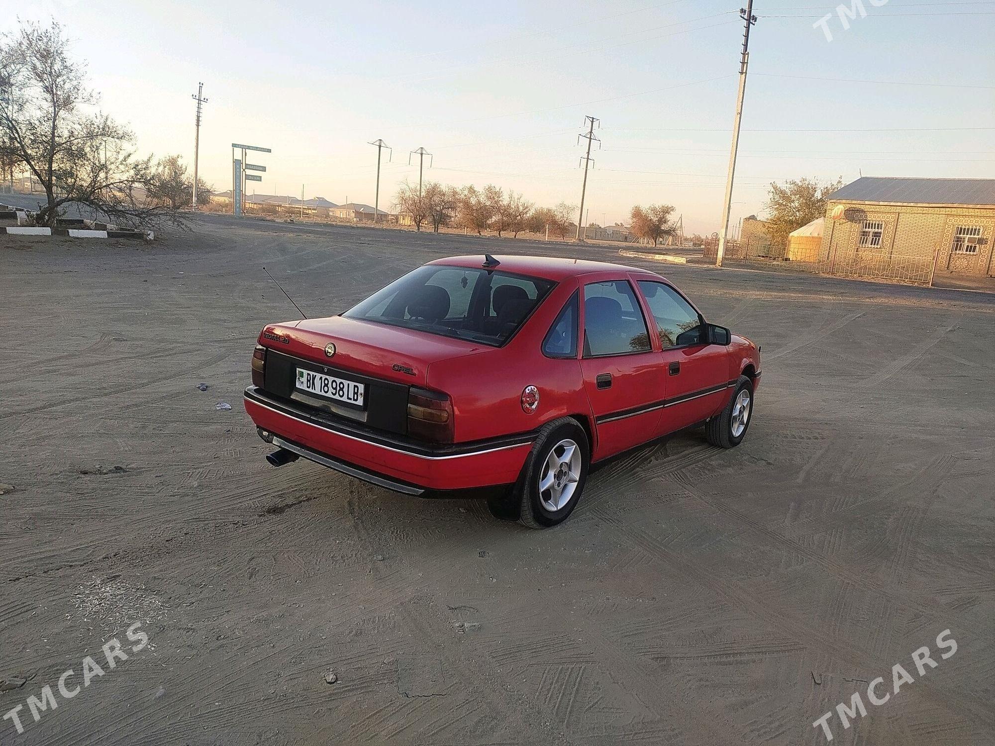 Opel Vectra 1990 - 27 000 TMT - Gazojak - img 2