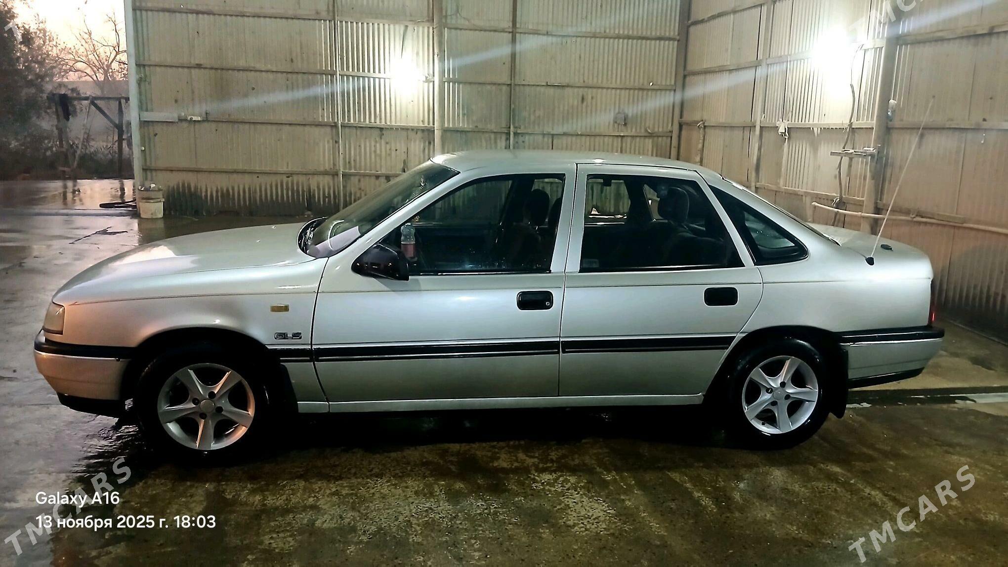 Opel Vectra 1989 - 34 000 TMT - Mary - img 5