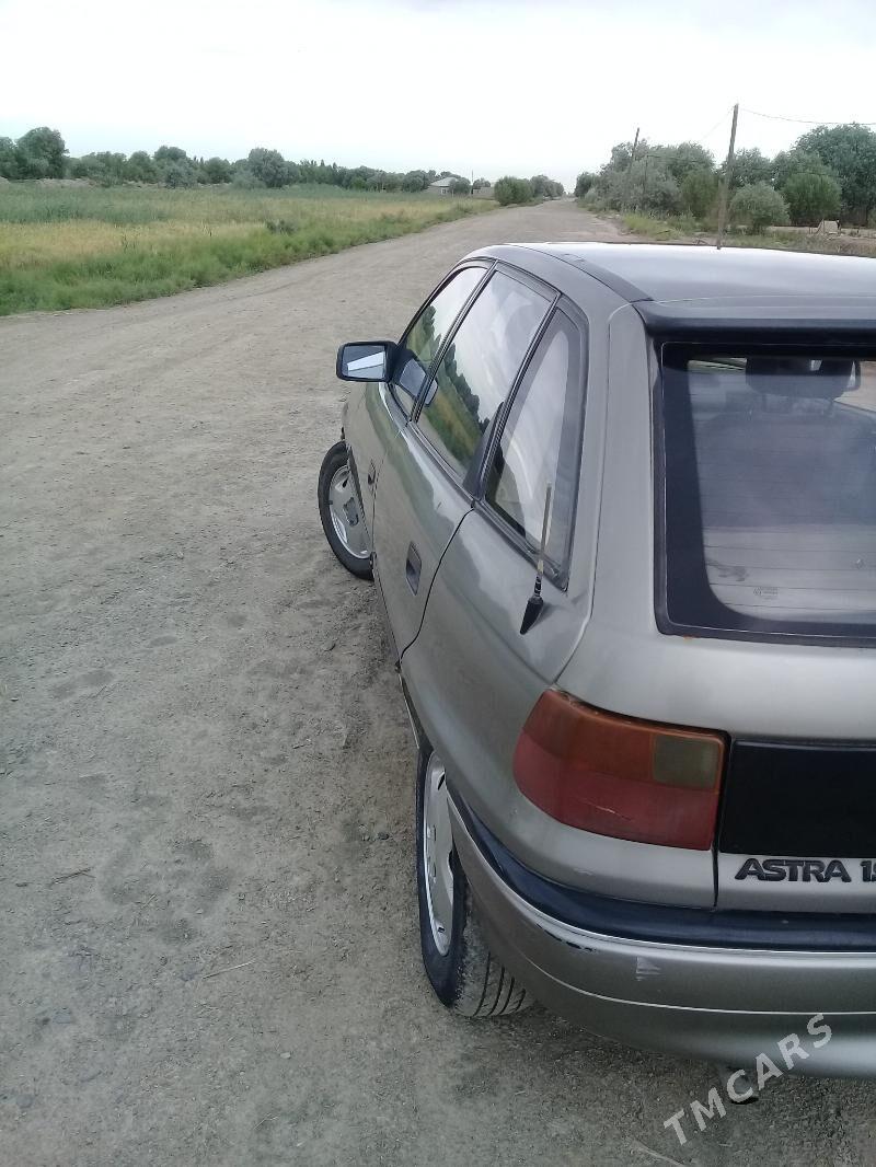 Opel Astra 1993 - 30 000 TMT - Köneürgenç - img 2