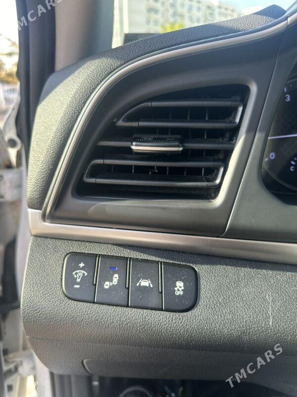 Hyundai Elantra 2020 - 223 000 TMT - Aşgabat - img 9