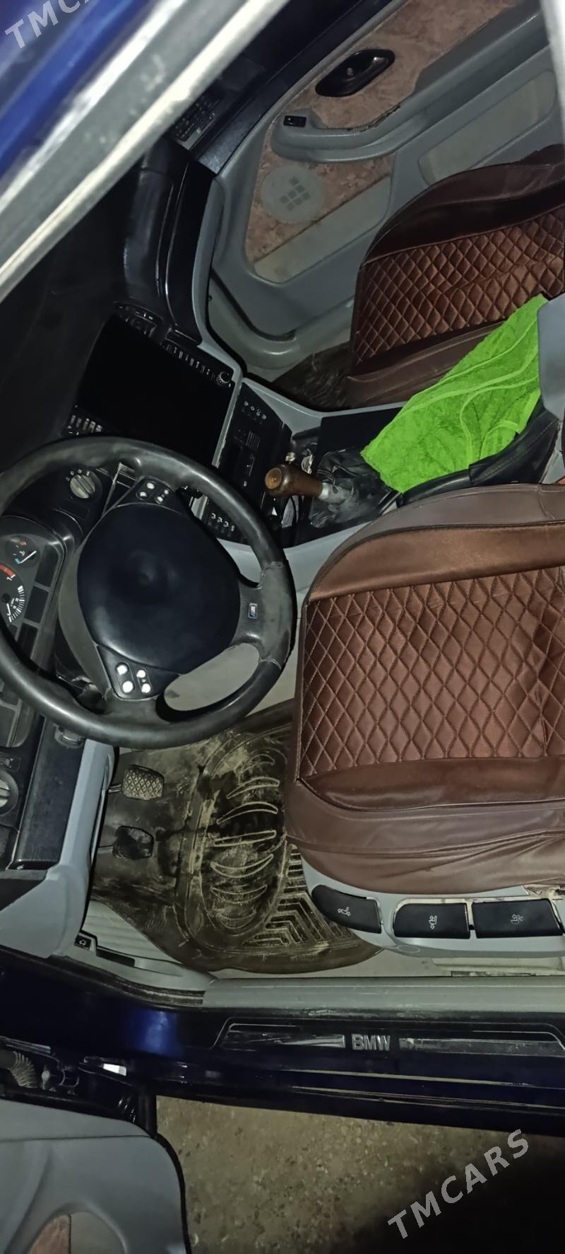 BMW 525 1998 - 70 000 TMT - Мары - img 5