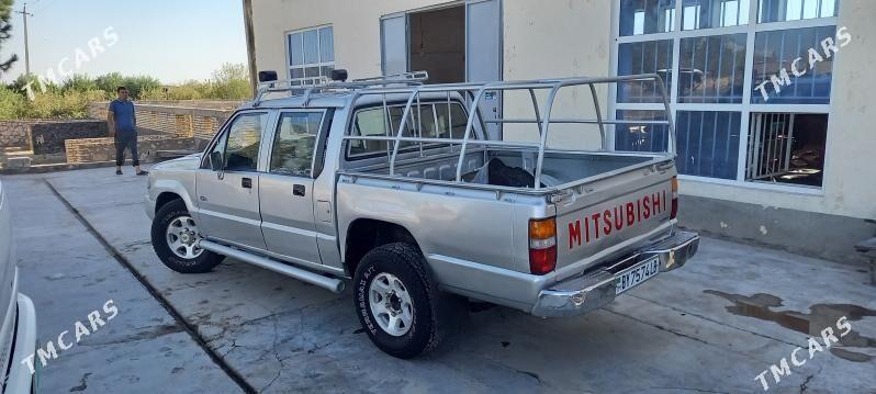 Mitsubishi L200 1993 - 60 000 TMT - Керки - img 2