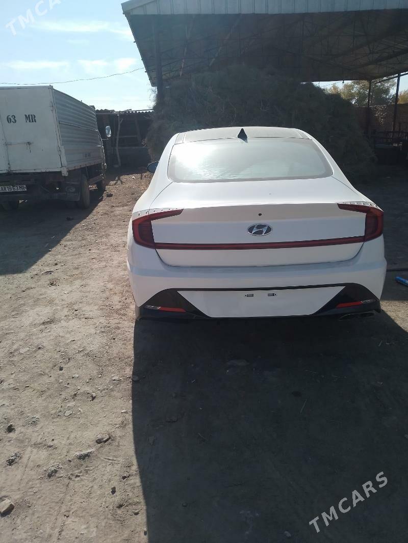 Hyundai Sonata 2022 - 290 000 TMT - Байрамали - img 3