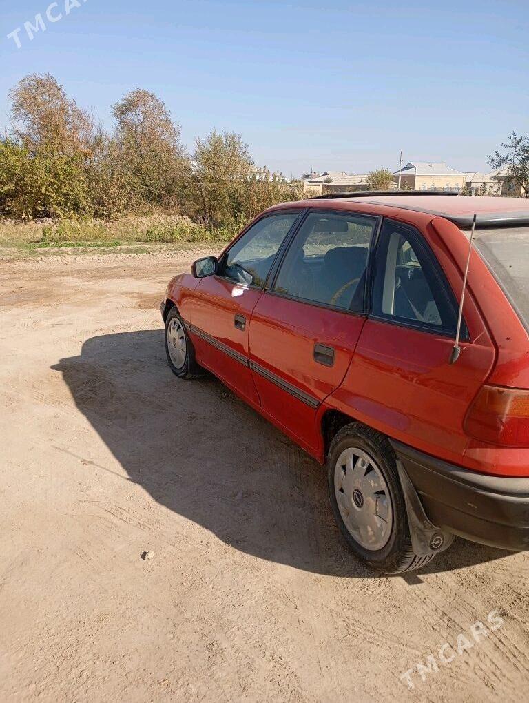 Opel Astra 1994 - 38 000 TMT - Мары - img 2