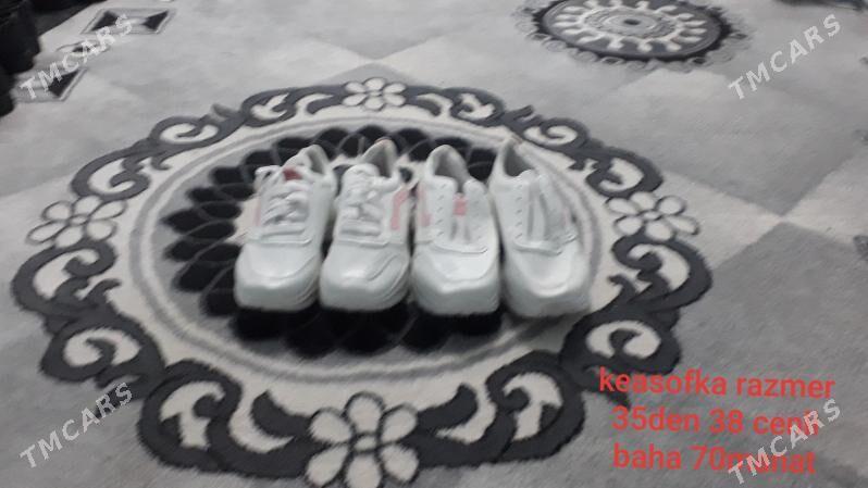 aýal  we çaga aýakgaplary - Губадаг - img 7