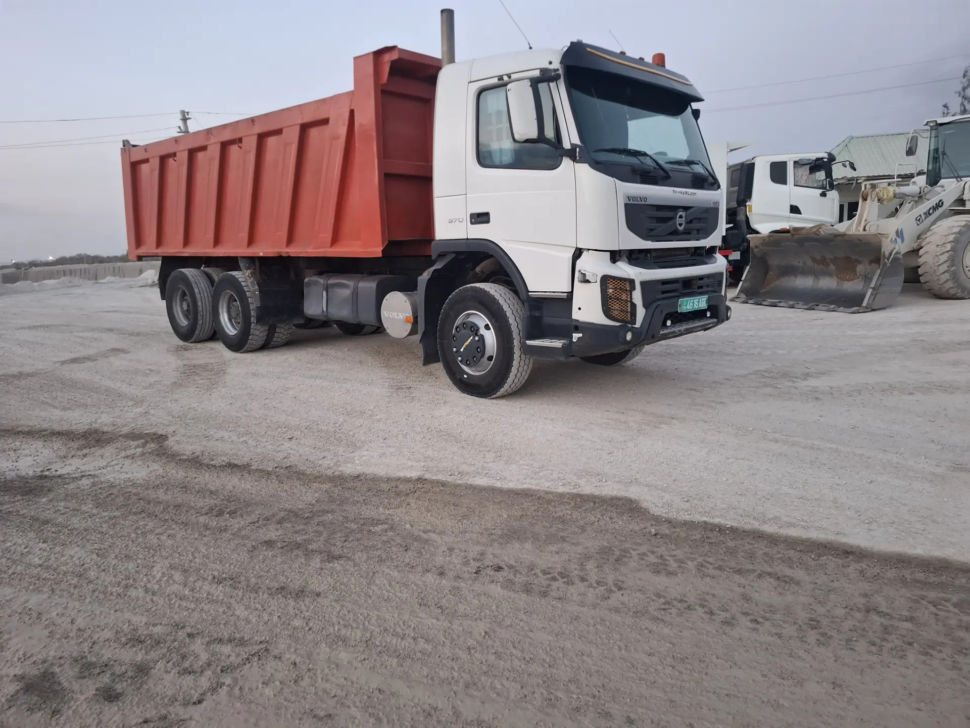 Volvo FH 420 2012 - 760 000 TMT - Кипджак - img 2