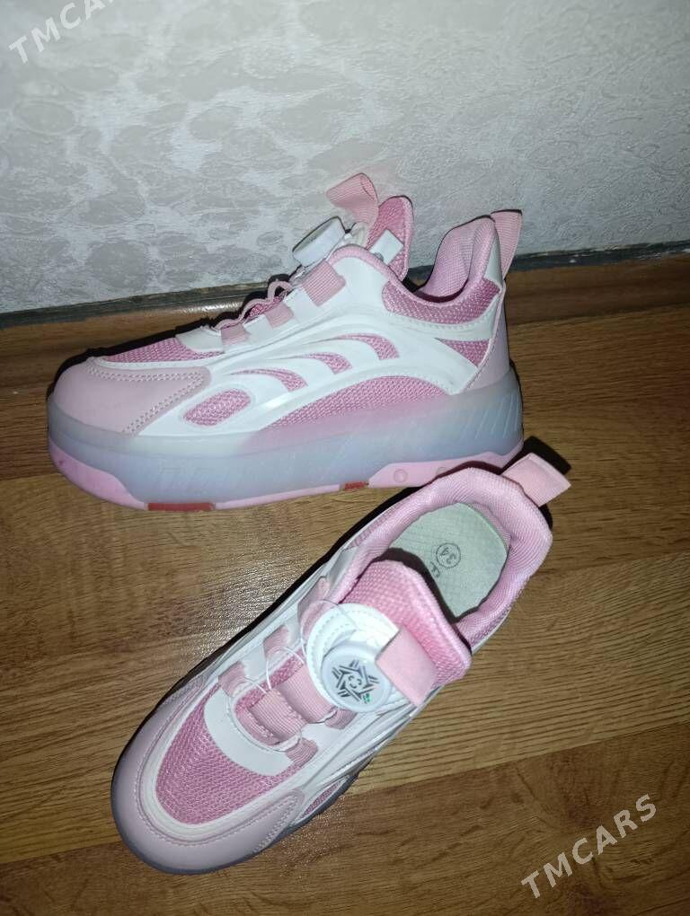 роликовые кроссовки/пенни борт - 9 мкр - img 1