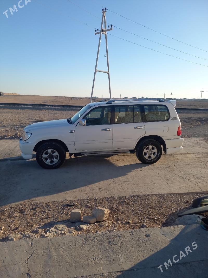 Toyota Land Cruiser 2001 - 180 000 TMT - Jebel - img 5