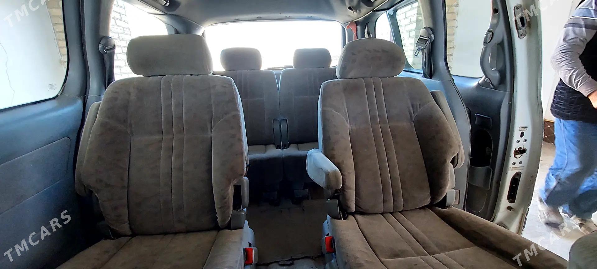 Toyota Sienna 2001 - 140 000 TMT - Halaç - img 5