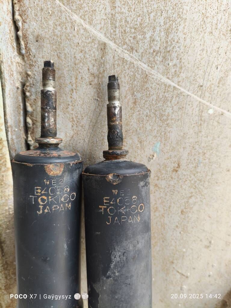 Tundra 2004 amertizator 2 500 TMT - Балканабат - img 2