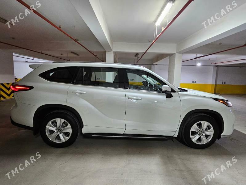 Toyota Highlander 2021 - 525 000 TMT - Ашхабад - img 4