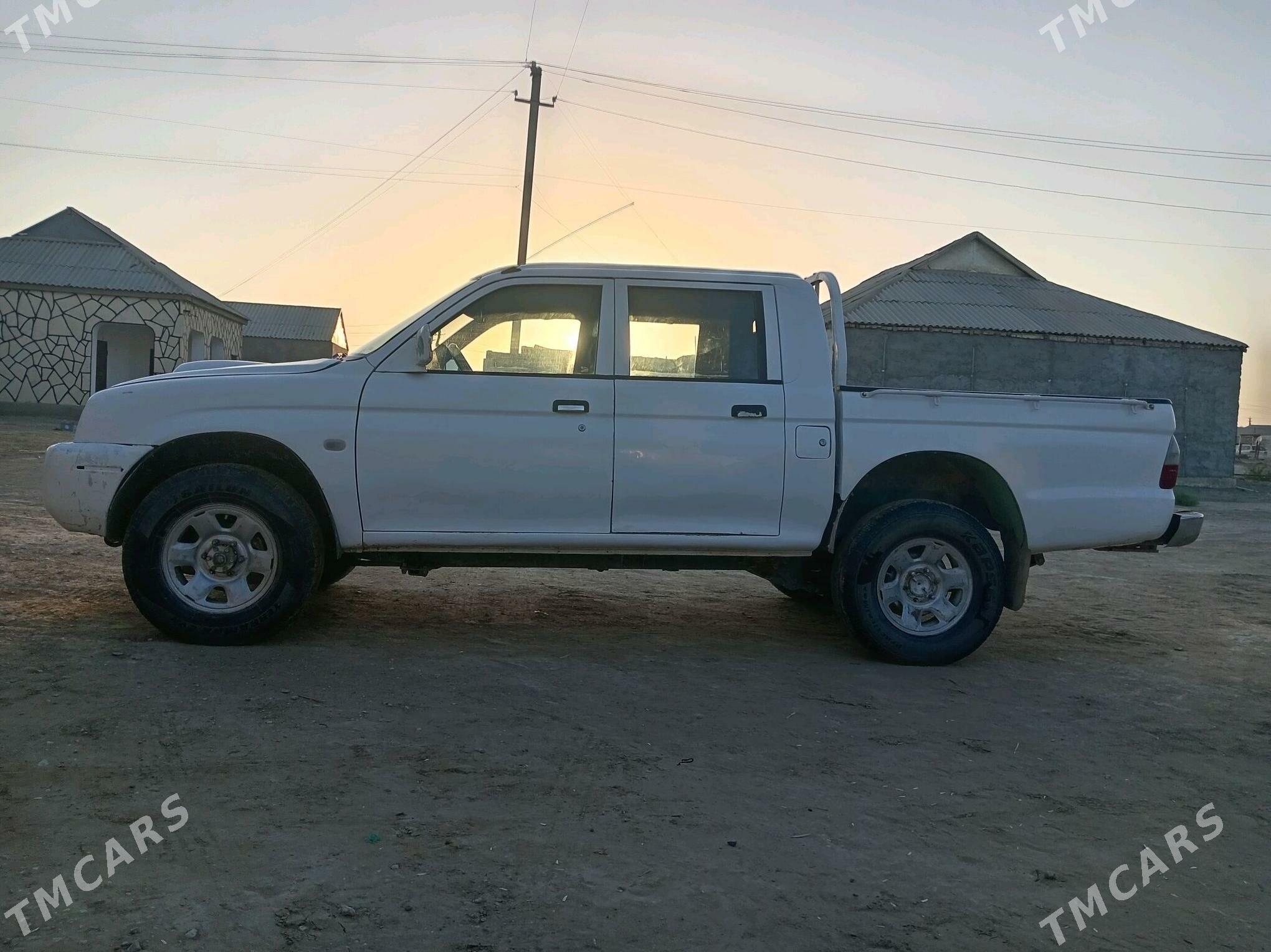 Mitsubishi L200 2004 - 70 000 TMT - Esenguly - img 2