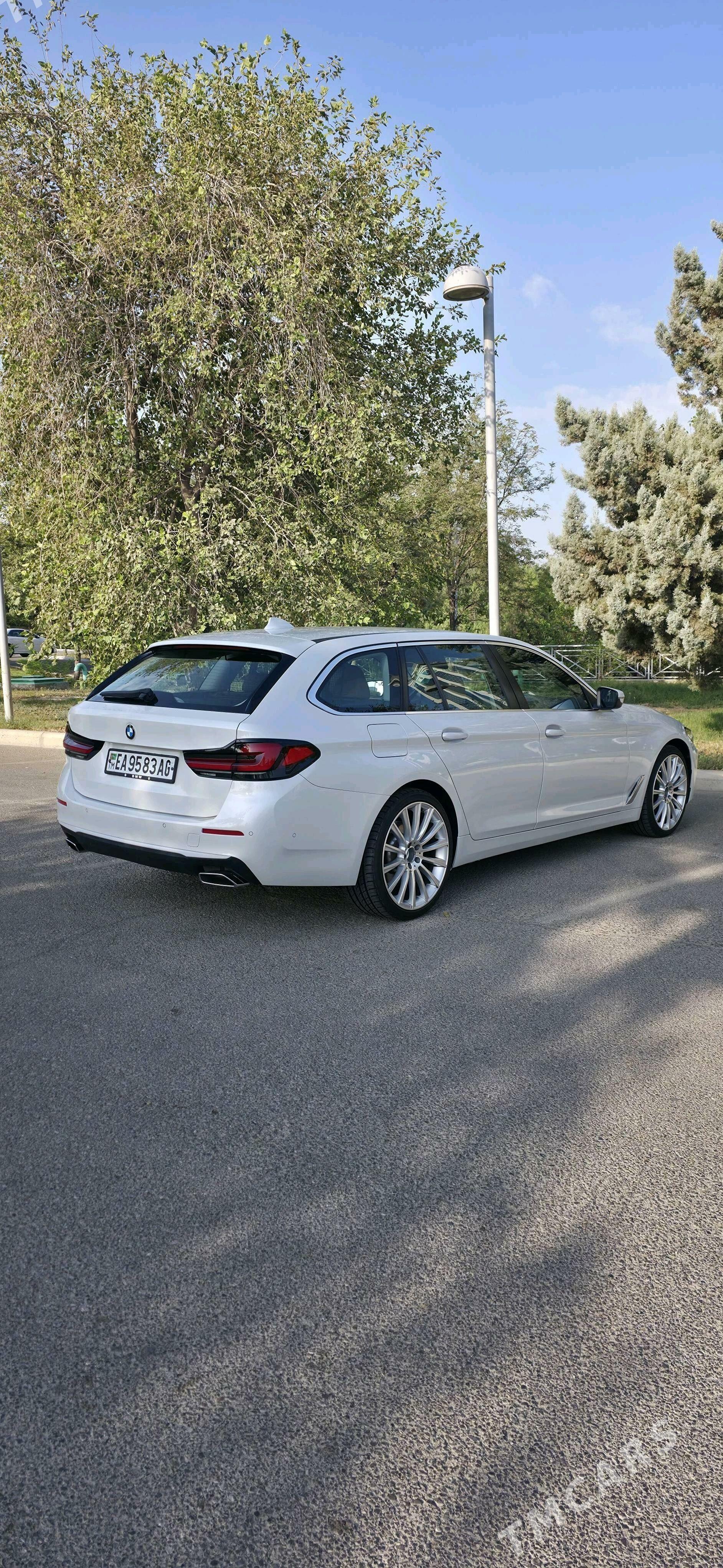 BMW 520 2022 - 490 000 TMT - Aşgabat - img 3