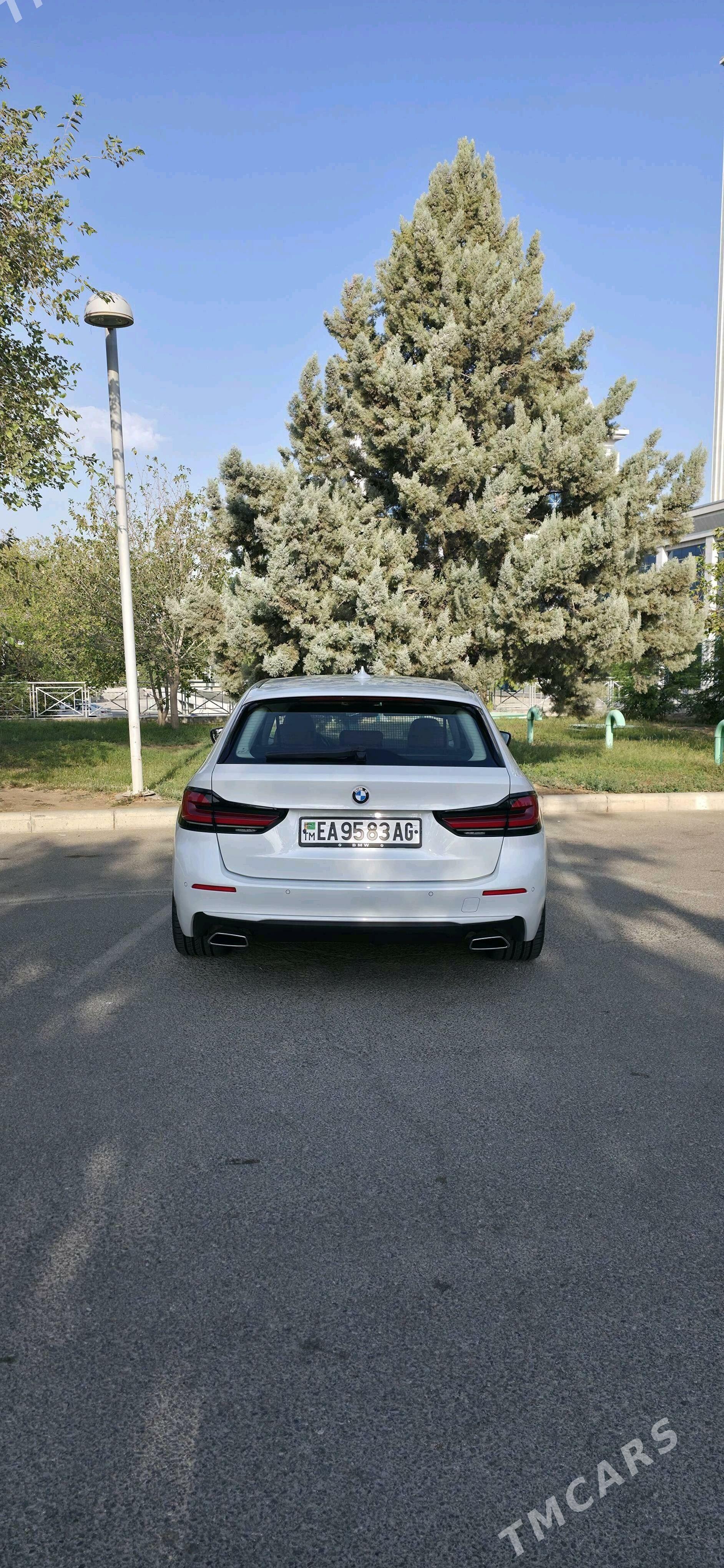 BMW 520 2022 - 490 000 TMT - Aşgabat - img 2