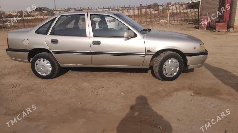 Opel Vectra 1991 - 37 500 TMT - етр. Туркменбаши - img 3