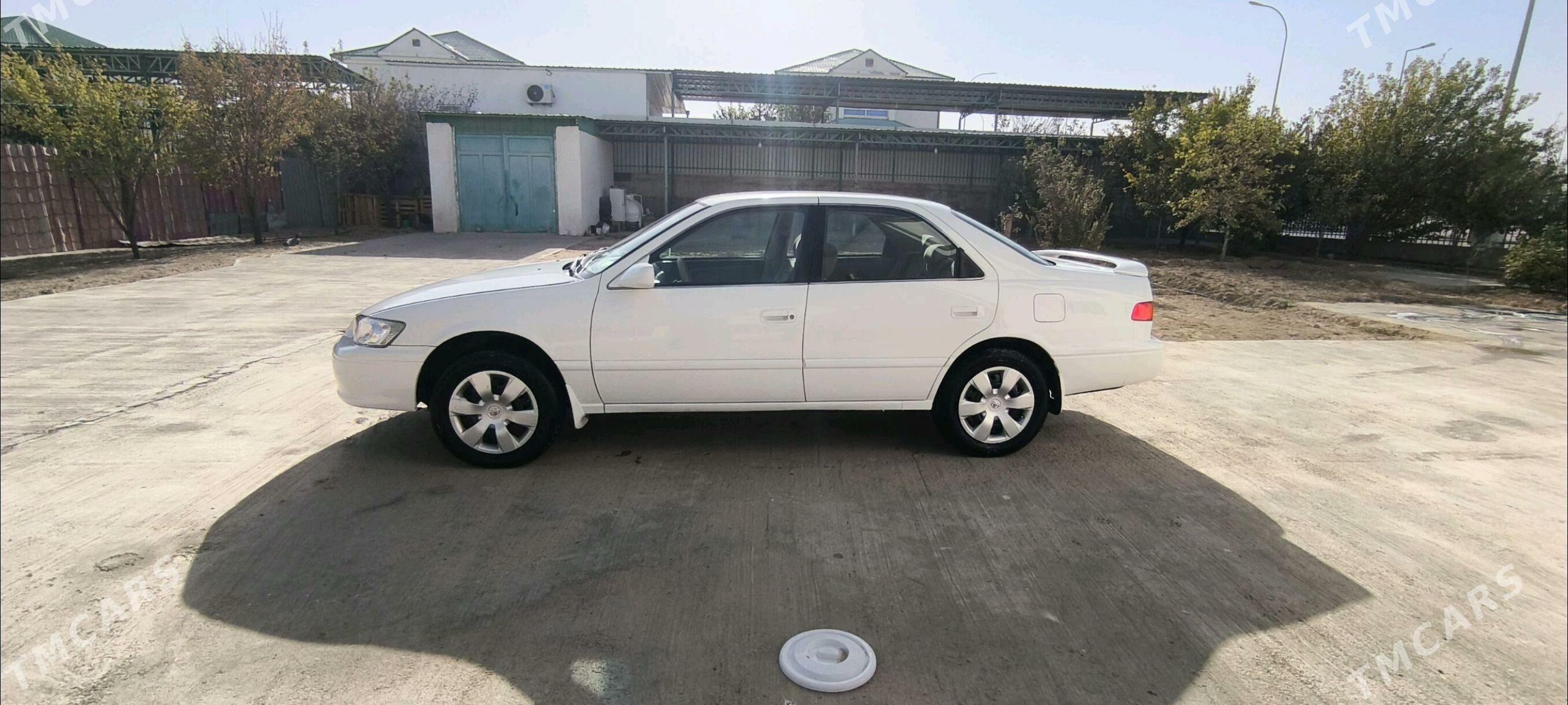 Toyota Camry 2000 - 140 000 TMT - Tejen - img 3