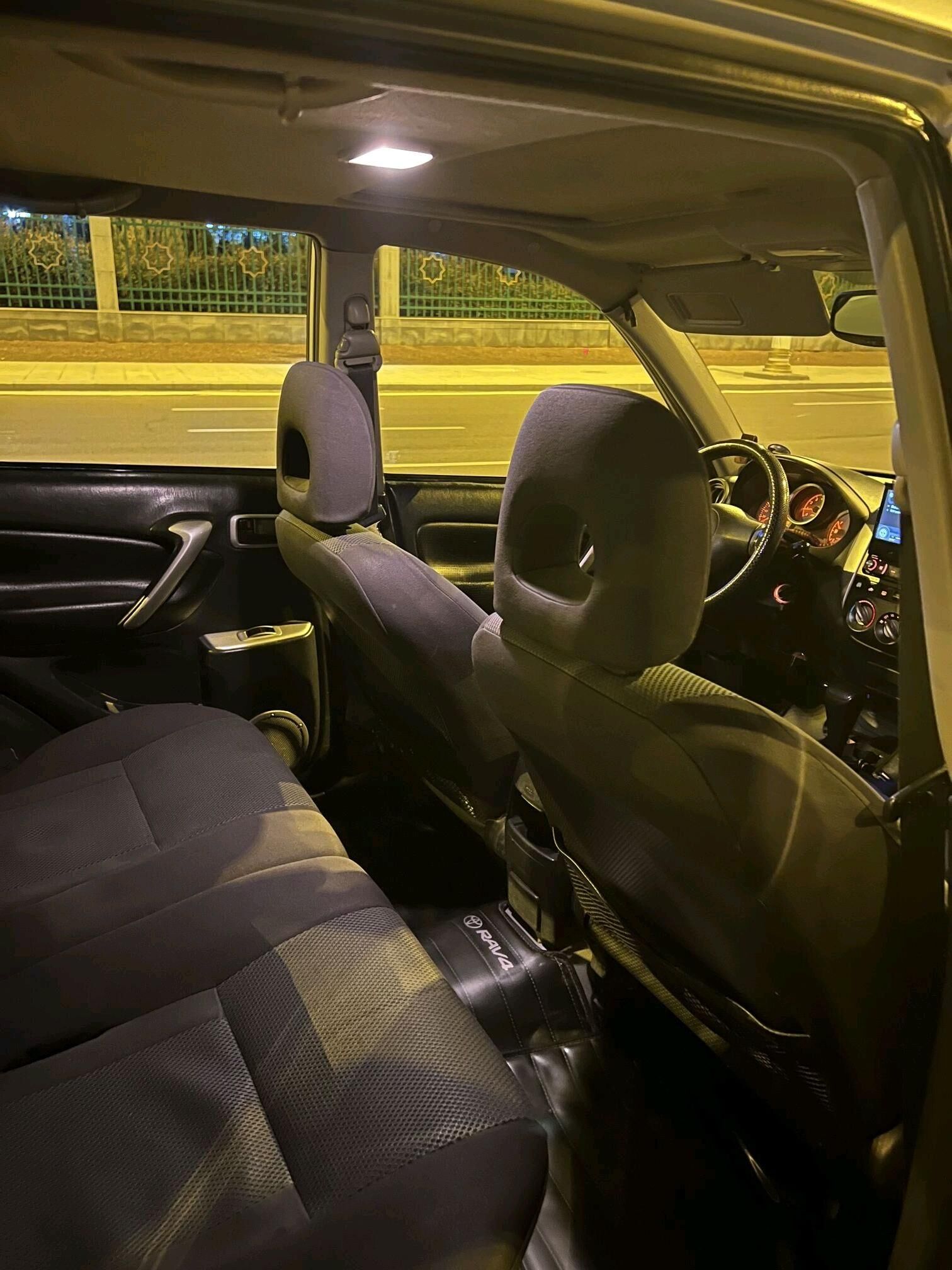 Toyota RAV4 2004 - 155 000 TMT - Aşgabat - img 10