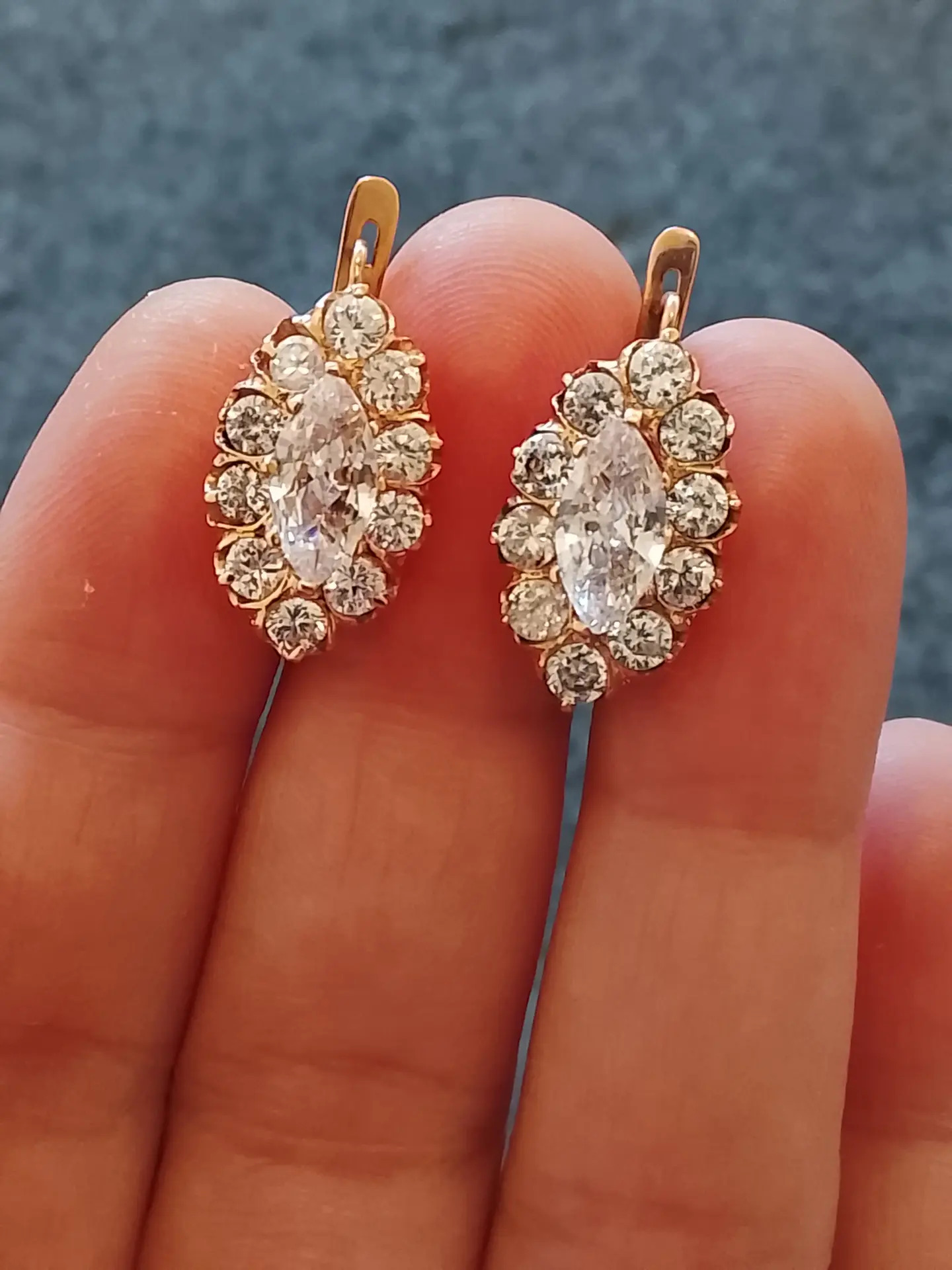 Gyzyl gulakhalka - Ашхабад - img 1