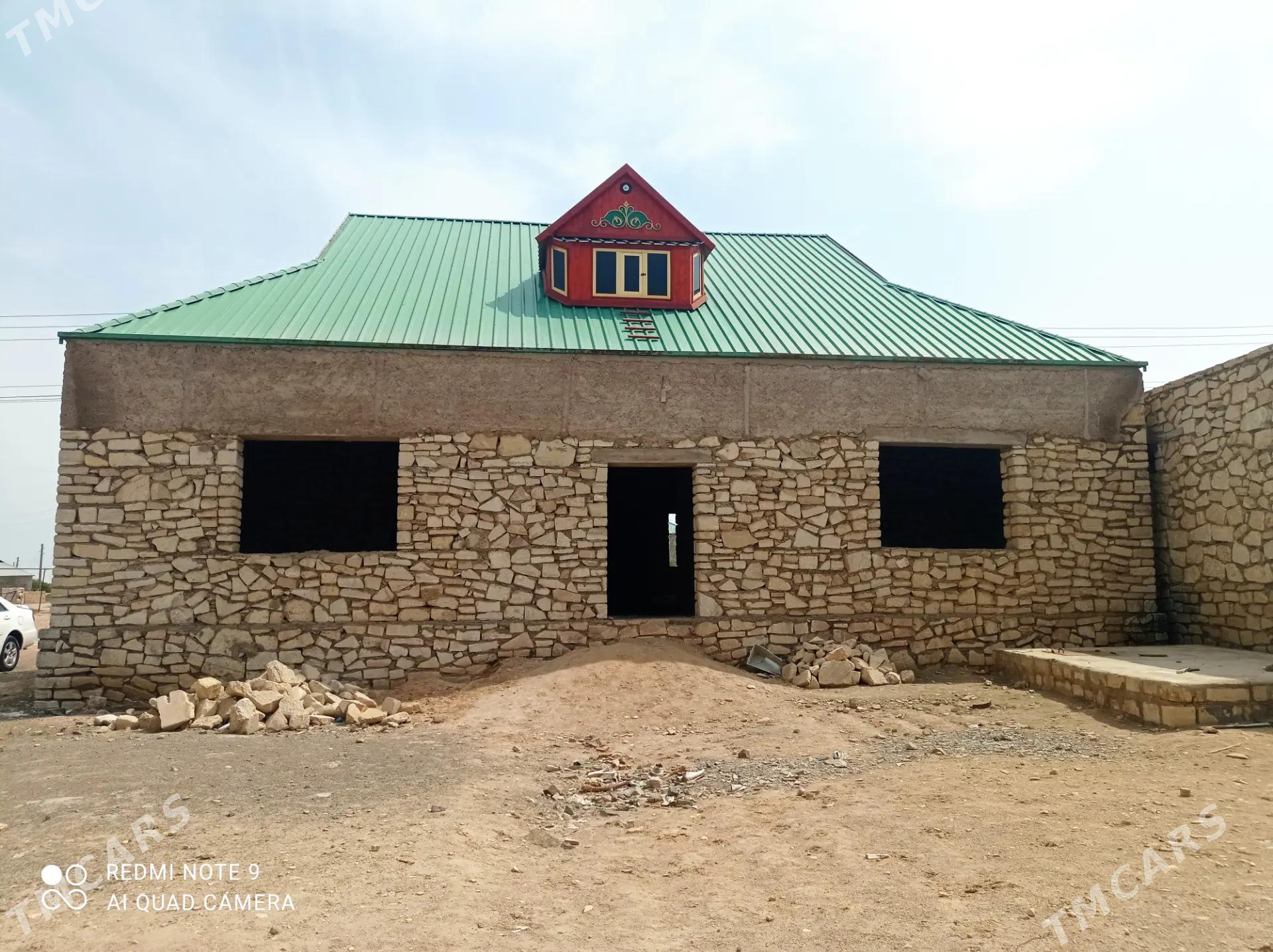 Jay - Туркменбаши - img 1