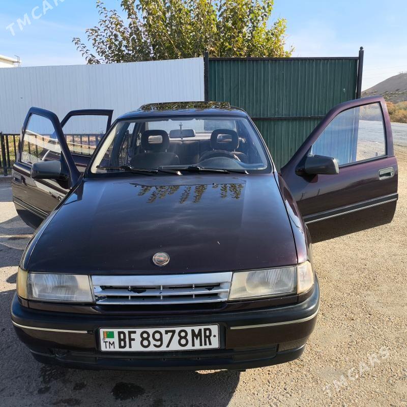 Opel Vectra 1991 - 36 000 TMT - Murgap - img 1