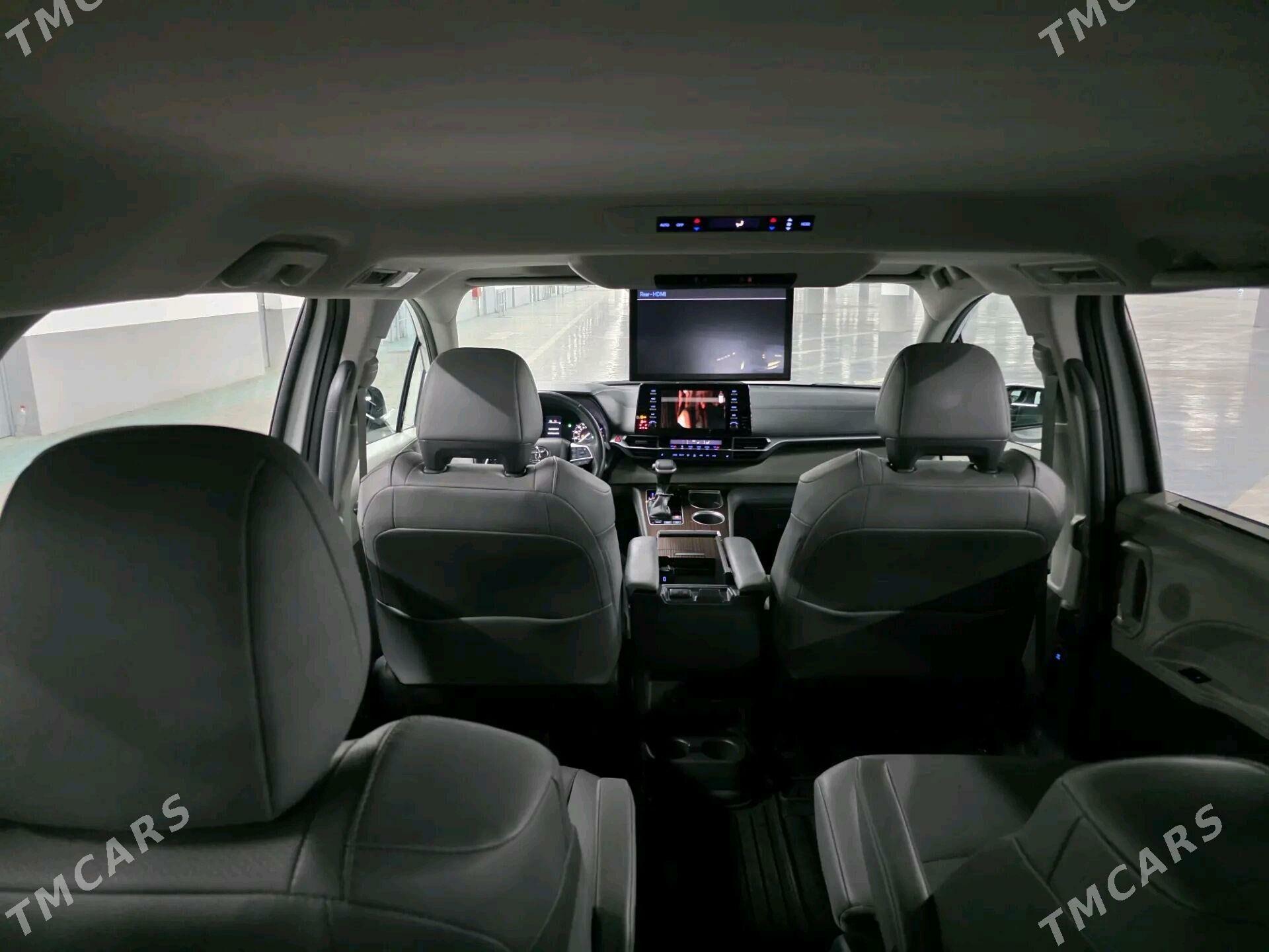 Toyota Sienna 2022 - 550 000 TMT - Кипджак - img 7