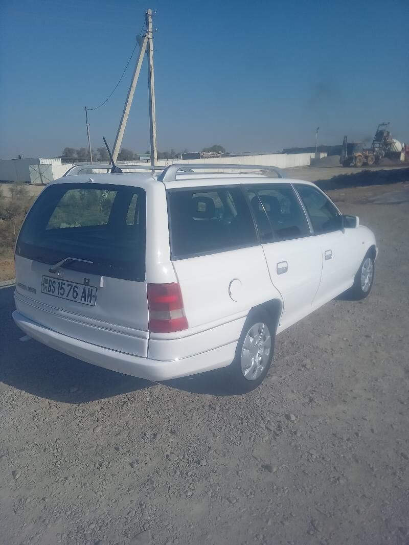 Opel Astra 1995 - 50 000 TMT - Бахарден - img 5