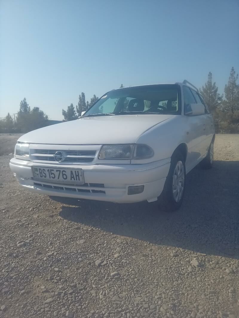 Opel Astra 1995 - 50 000 TMT - Бахарден - img 3