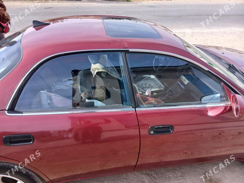 Toyota Carina 1994 - 60 000 TMT - Фарап - img 4