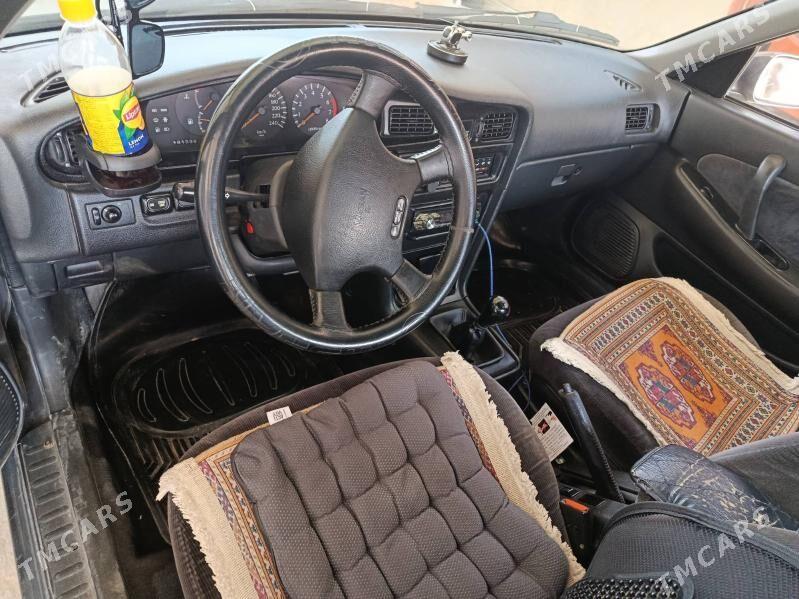 Nissan Maxima 1993 - 50 000 TMT - Джебел - img 5