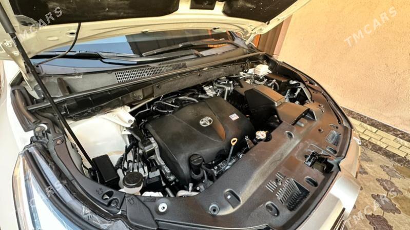 Toyota Highlander 2019 - 460 000 TMT - Туркменабат - img 7