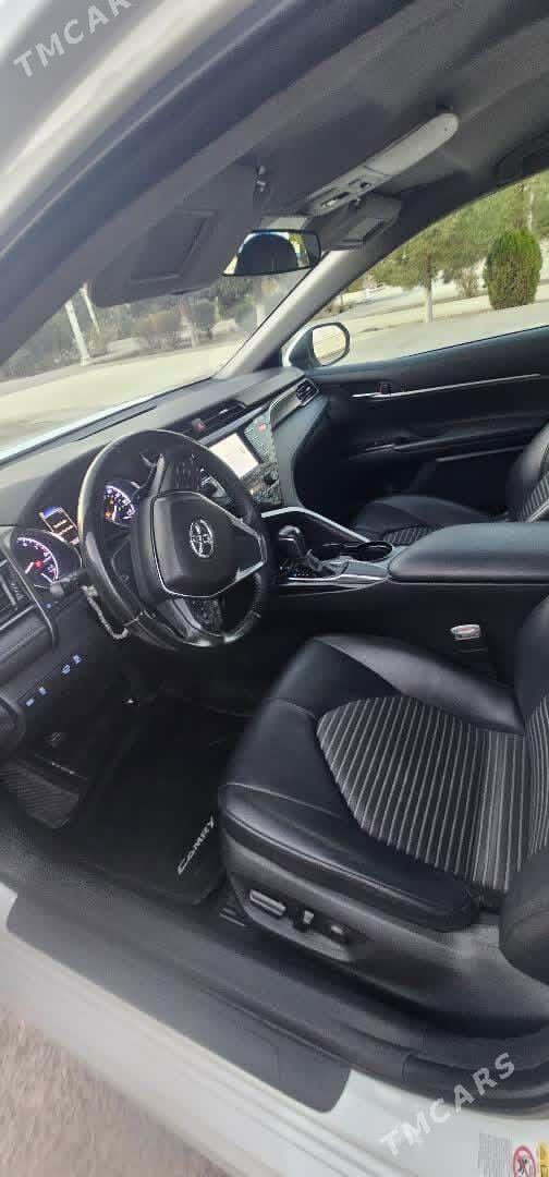 Toyota Camry 2018 - 300 000 TMT - 30 мкр - img 5