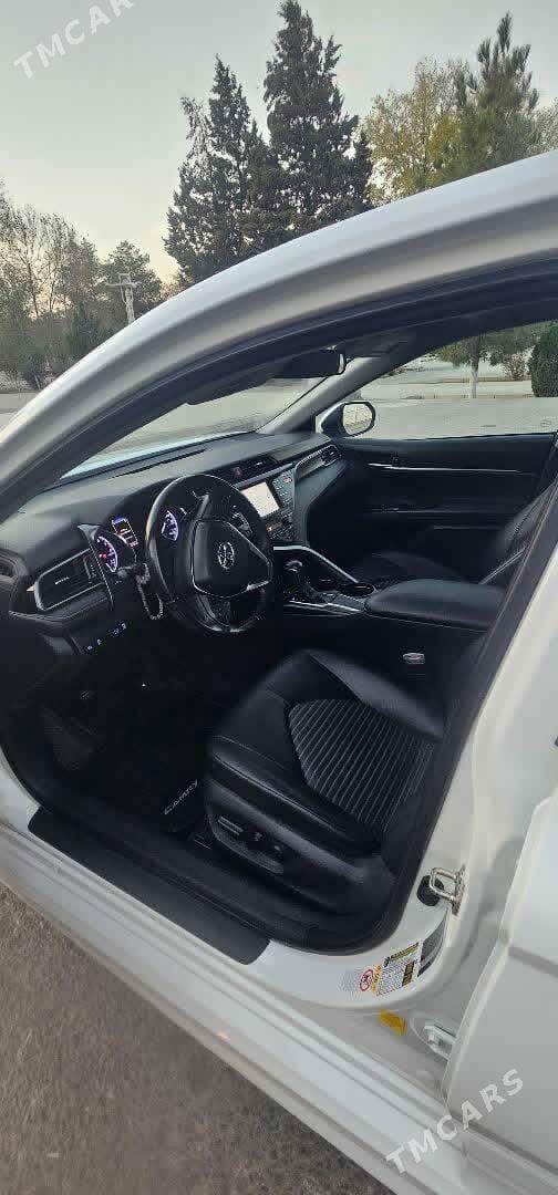 Toyota Camry 2018 - 300 000 TMT - 30 мкр - img 6