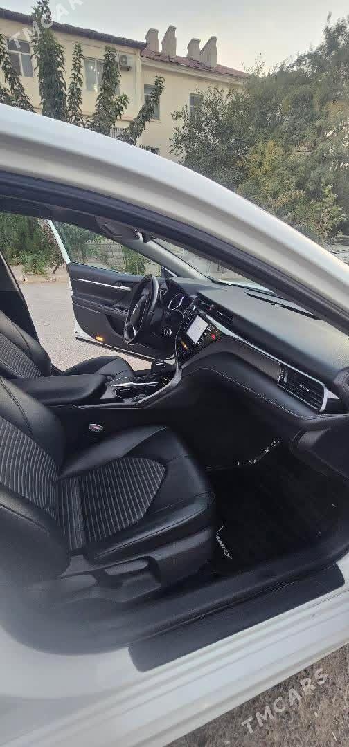 Toyota Camry 2018 - 300 000 TMT - 30 мкр - img 4