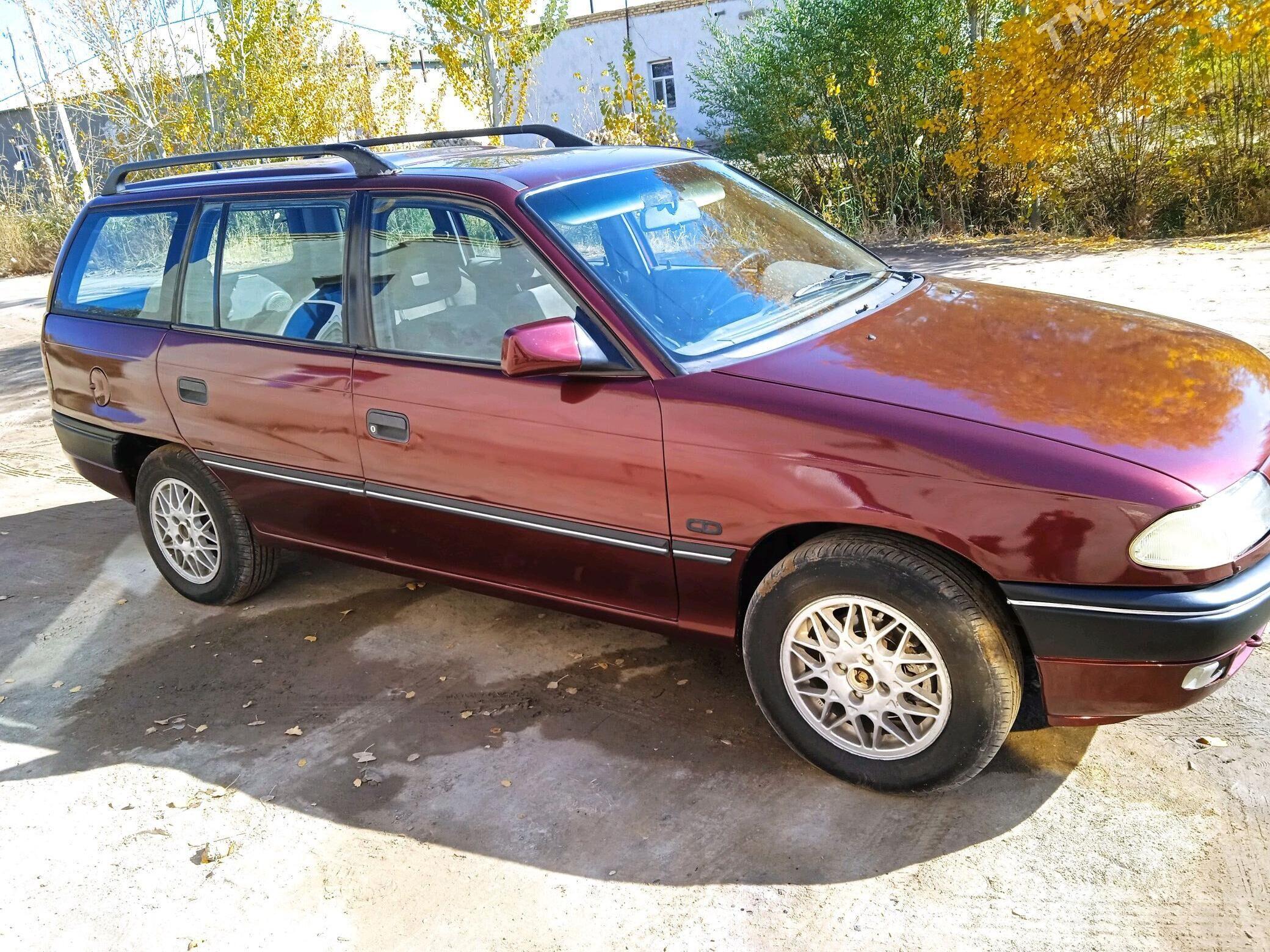 Opel Astra 1993 - 50 000 TMT - Gubadag - img 4