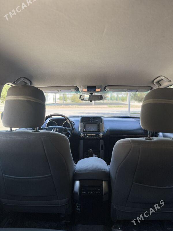 Toyota Land Cruiser Prado 2012 - 600 000 TMT - Кëши - img 5