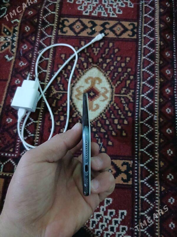 iPhone 8+ - Дашогуз - img 4