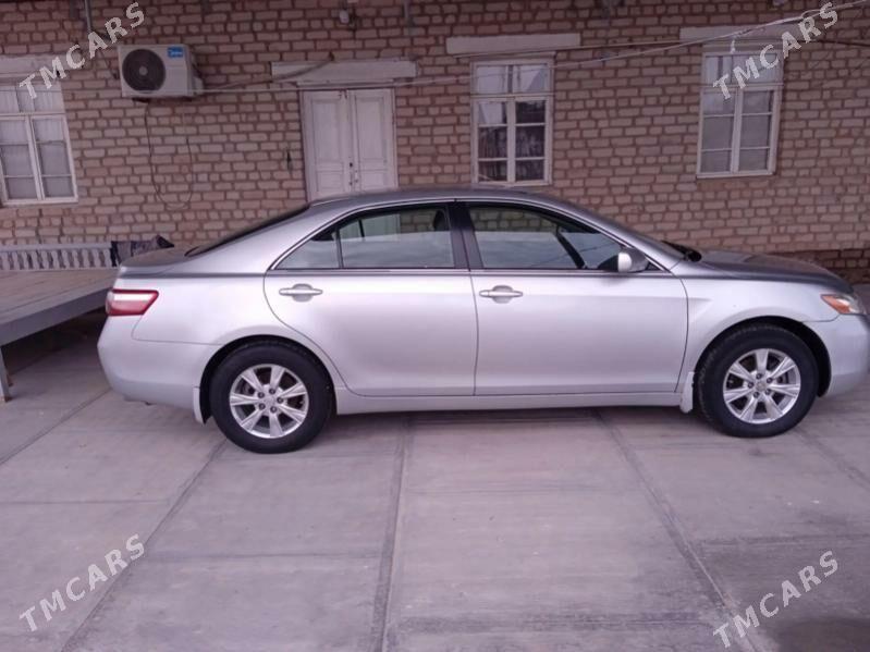 Toyota Camry 2007 - 165 000 TMT - Ёлётен - img 2