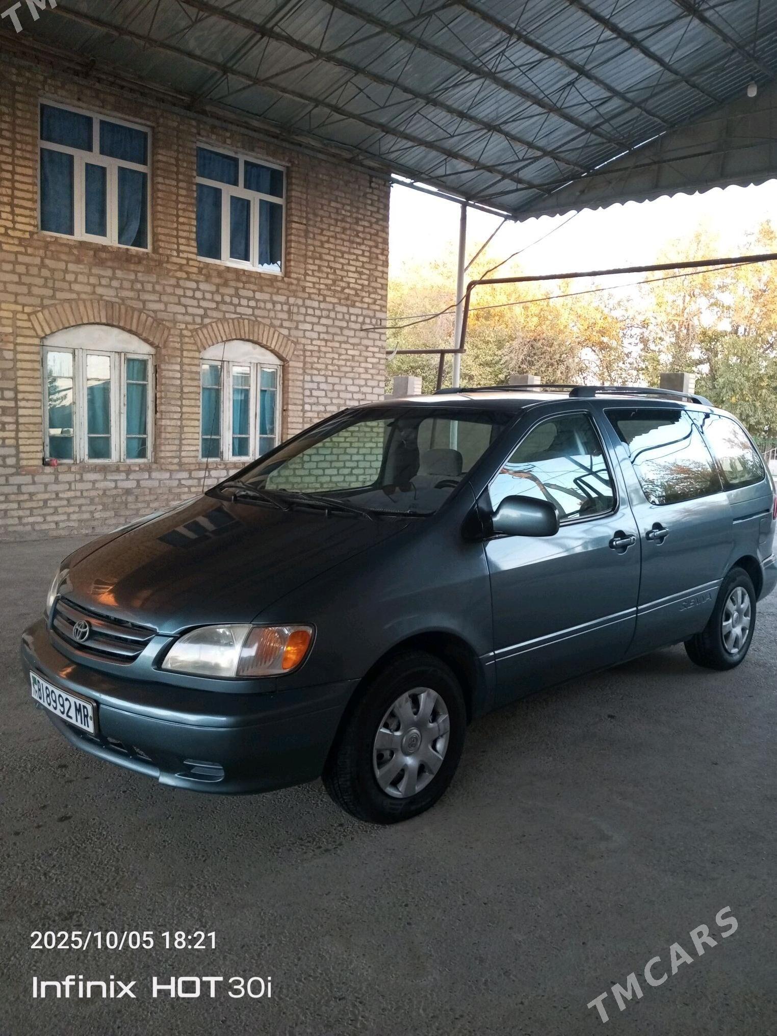 Toyota Sienna 2002 - 180 000 TMT - Мары - img 3