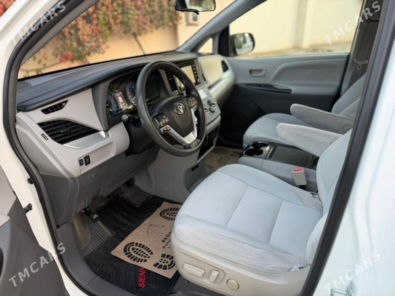 Toyota Sienna 2018 - 345 000 TMT - Ашхабад - img 5