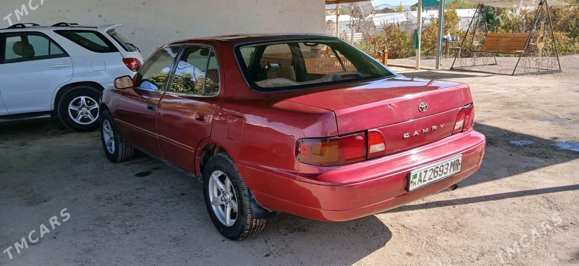 Toyota Camry 1995 - 70 000 TMT - Мары - img 3