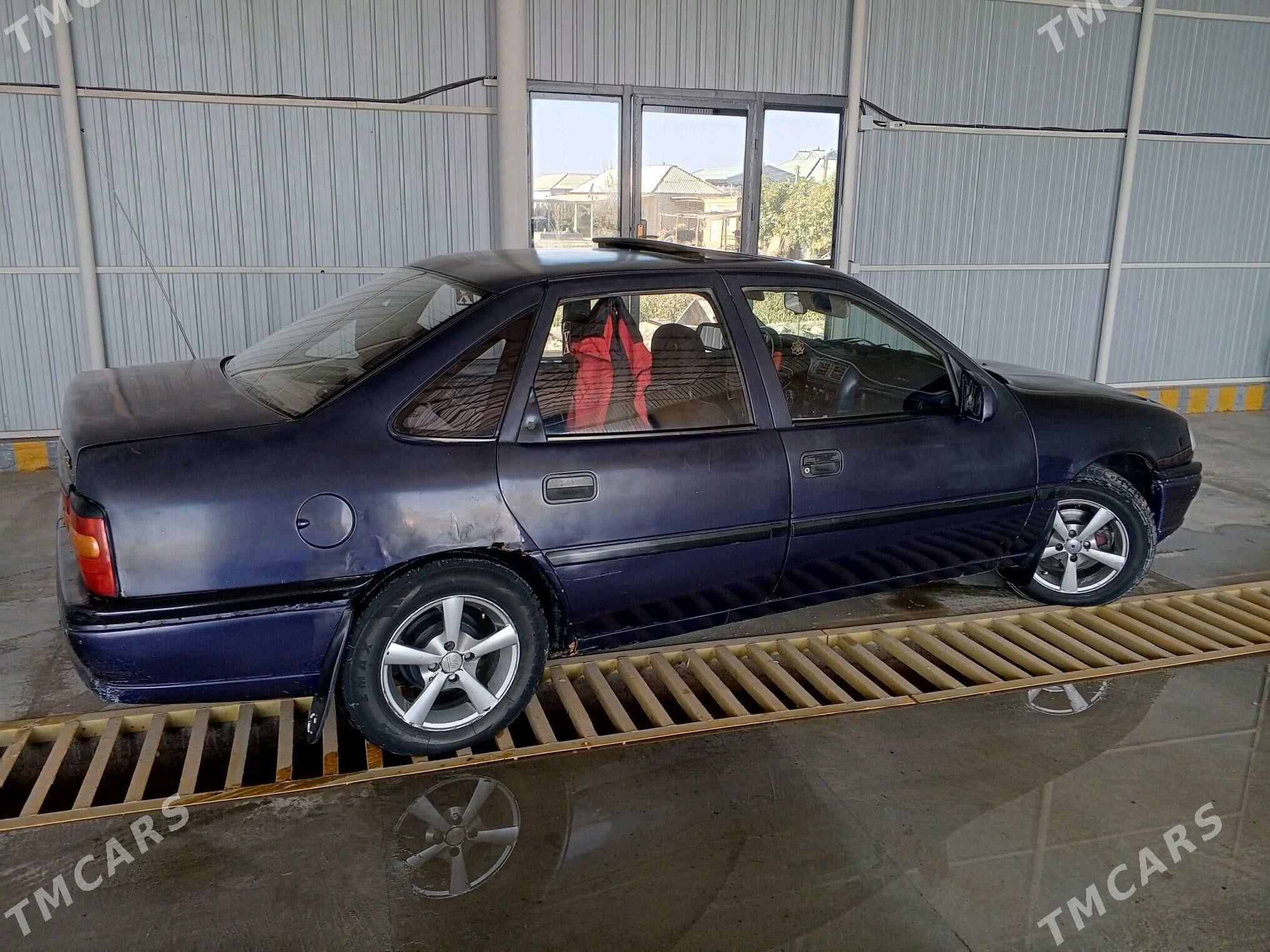 Opel Vectra 1993 - 25 000 TMT - Байрамали - img 3