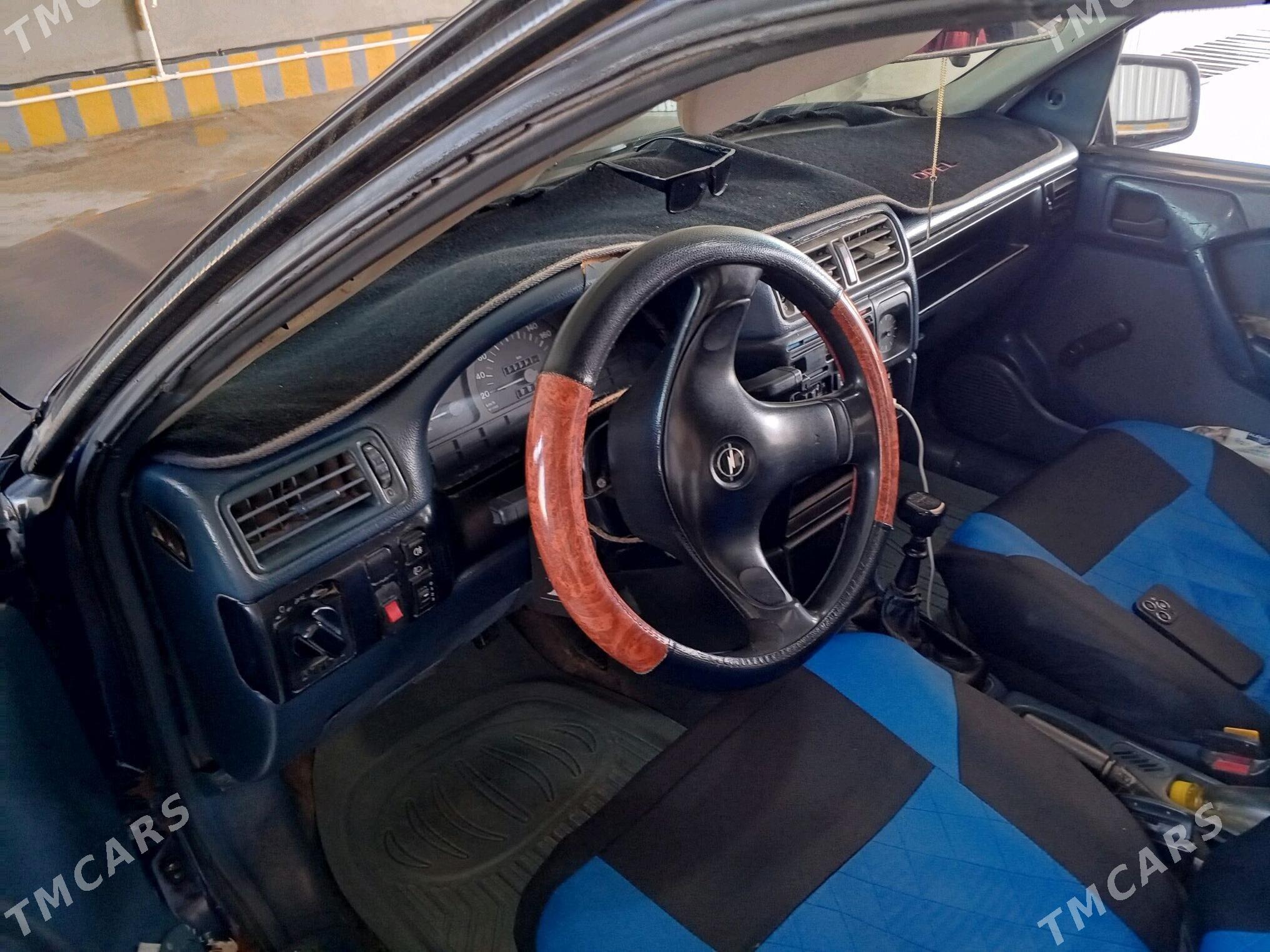 Opel Vectra 1993 - 25 000 TMT - Байрамали - img 2