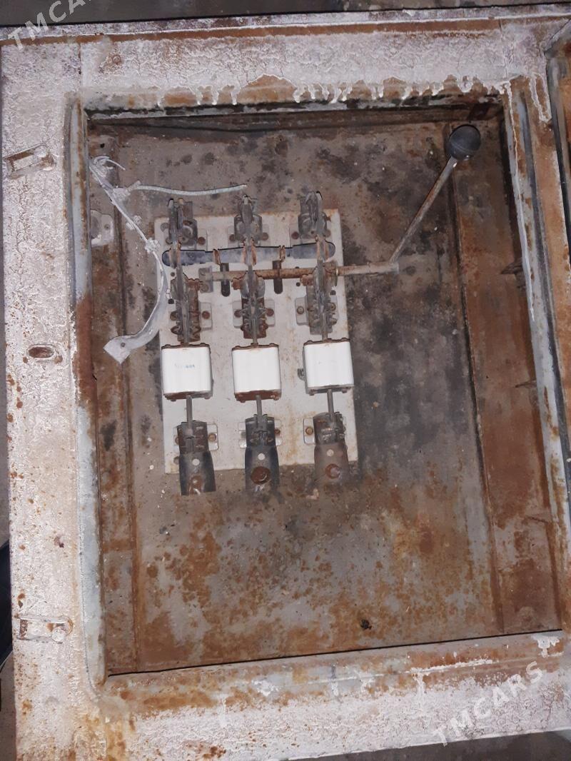 rubilnik рубильник - Türkmenbaşy - img 1