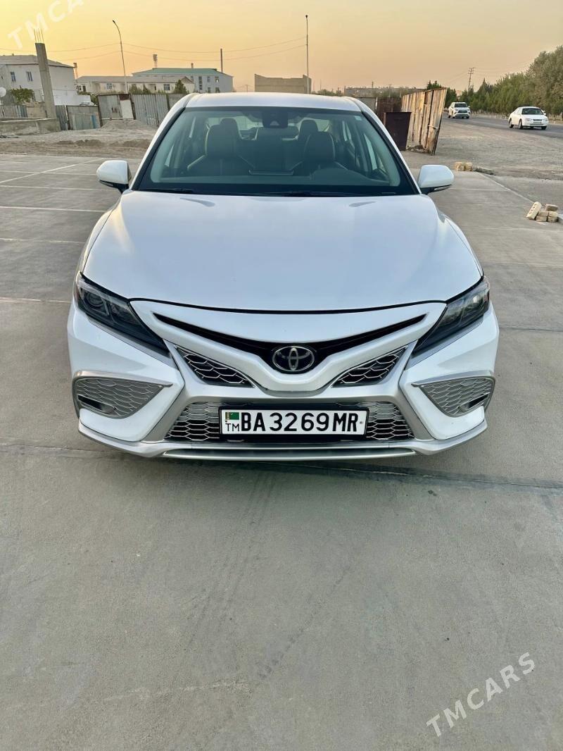 Toyota Camry 2022 - 350 000 TMT - Ашхабад - img 2