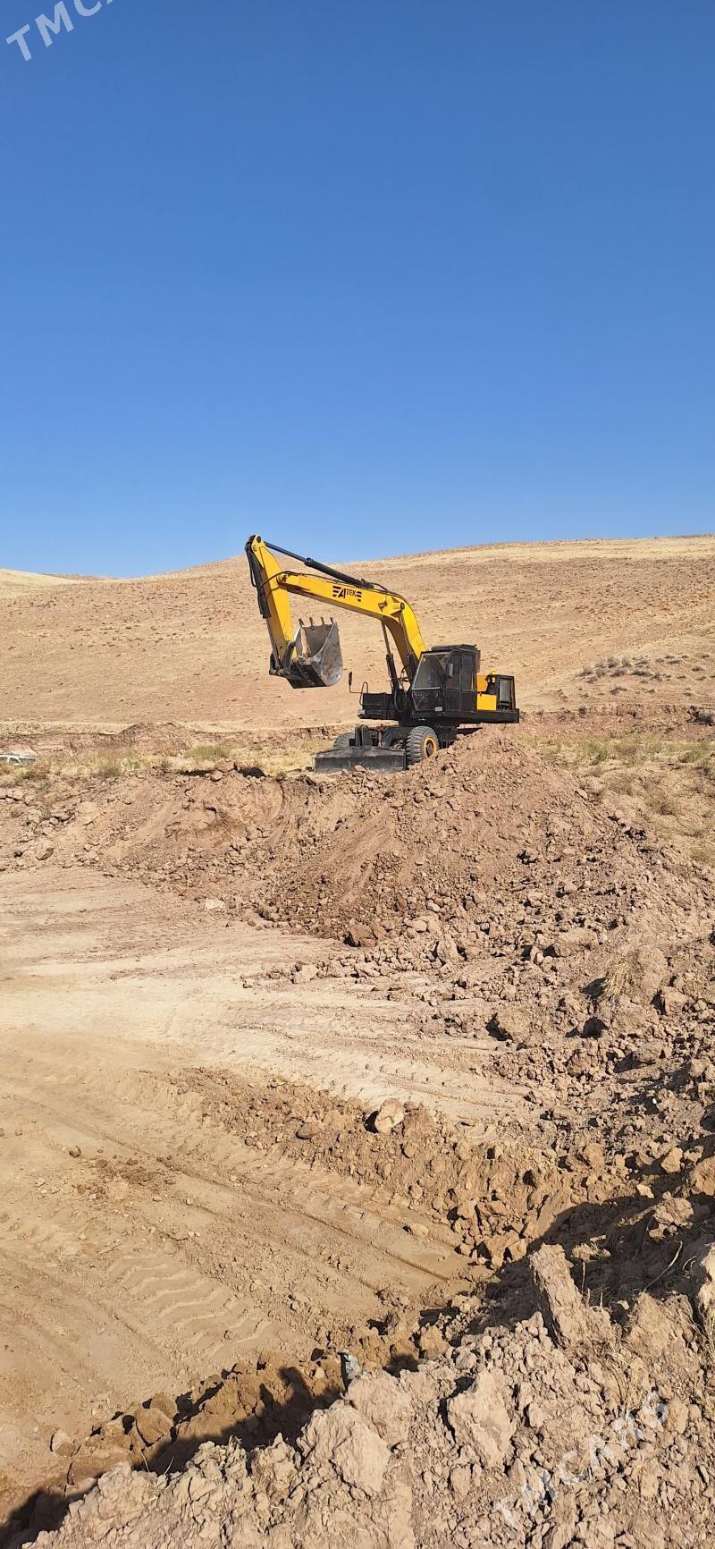 JCB 5CX Wastemaster 1993 - 300 000 TMT - Mary - img 2