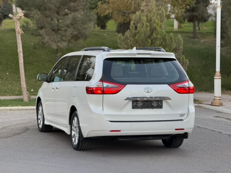 Toyota Sienna 2020 - 609 000 TMT - Ашхабад - img 5