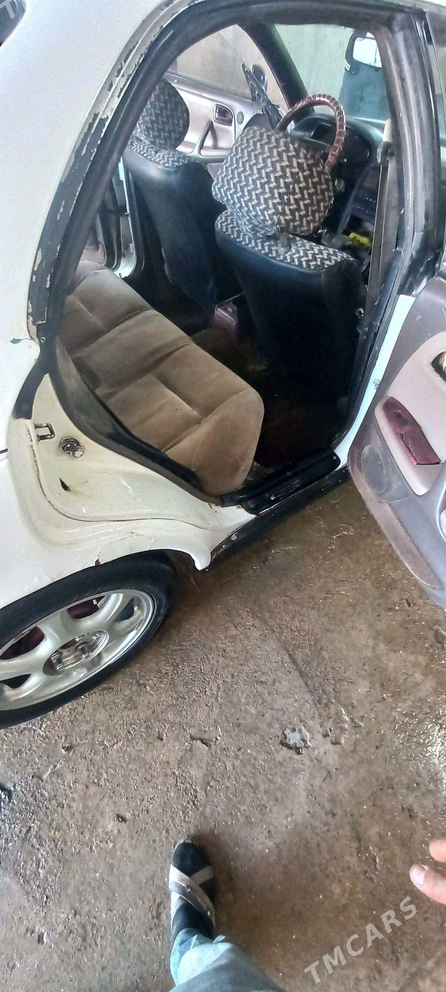 Toyota Mark II 1993 - 40 000 TMT - Гурбансолтан Едже - img 5