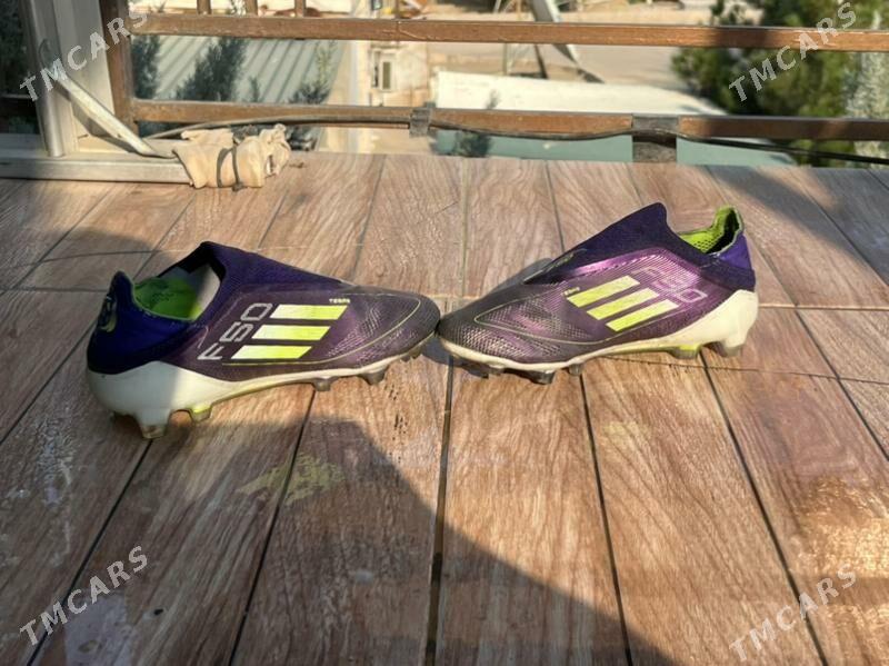 F50 фиолетовый цвет бутсы - Türkmenbaşy - img 4
