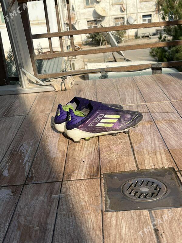 F50 фиолетовый цвет бутсы - Türkmenbaşy - img 3